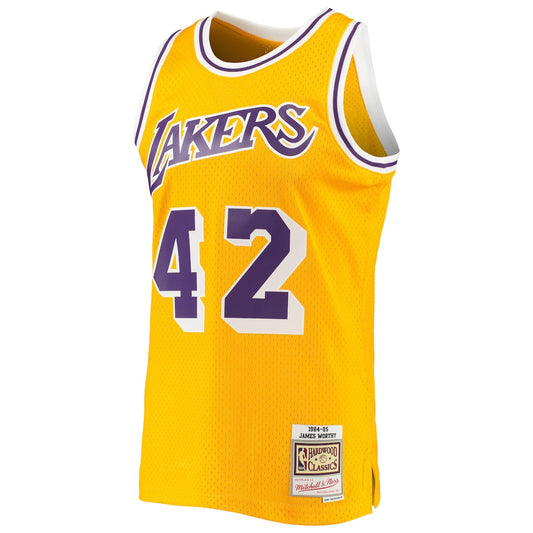 Men's James Worthy Mitchell & Ness Lakers '71 Swingman Jersey - Gold